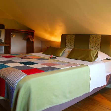 Les Grandes Fontaines Bed & Breakfast La Longine Екстериор снимка