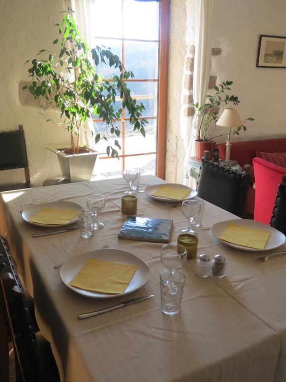 Les Grandes Fontaines Bed & Breakfast La Longine Екстериор снимка