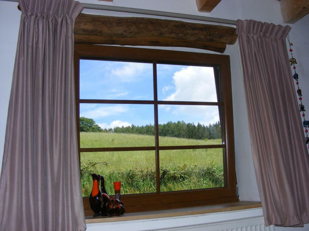Les Grandes Fontaines Bed & Breakfast La Longine Екстериор снимка